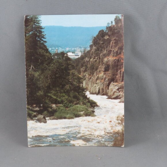 Vintage Postcard - Cataract Gorge Tasmania - Unbranded - Picture 1 of 4